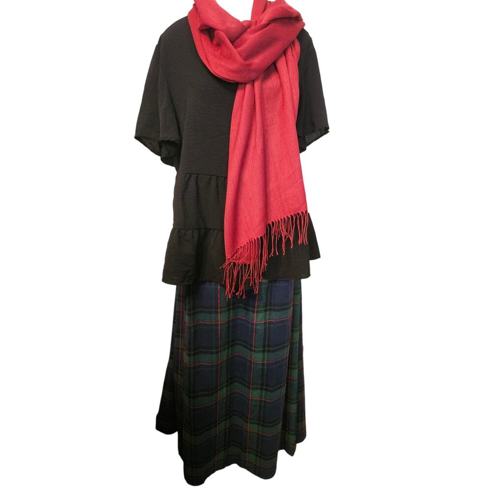 3pc Outfit Medieval Fashion NWT Scarlet Darkness LG/XL Green Plaid Black Red F44